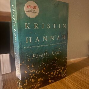 Firefly Lane by Kristin Hannah Book